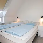 Апартаменты 6 Person On A In