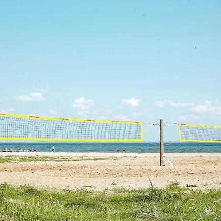 Appartamento 6 Person On A In