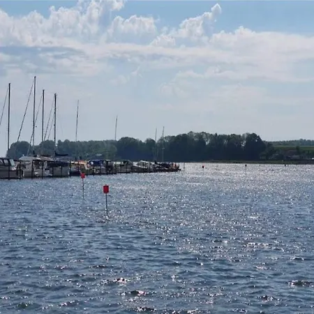 Appartamento 6 Person On A In