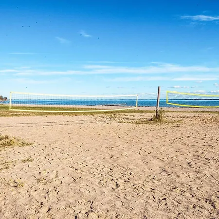 Appartamento 6 Person On A In Hejls