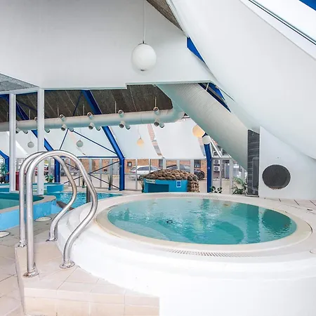 Appartement 6 Person On A In *