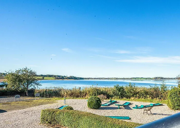 Apartment 6 Person On A In