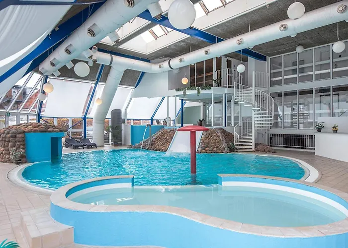 6 Person On A In Apartment Hejls